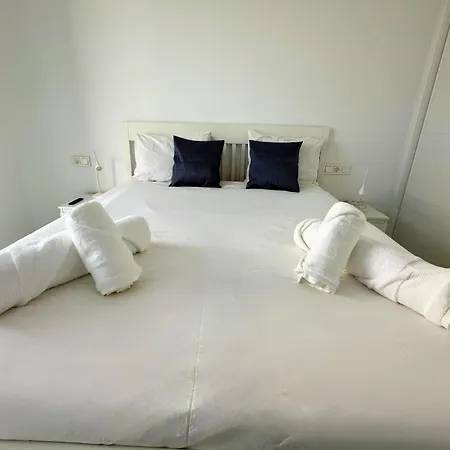 Moderno Primera Linea En Locos Apartmán *