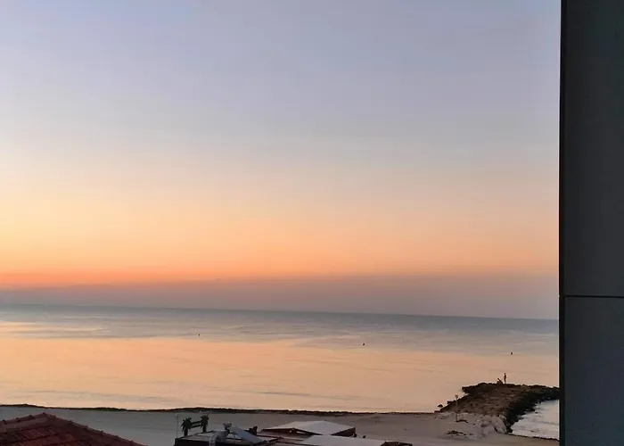 Moderno: Primera Linea En Locos Torrevieja