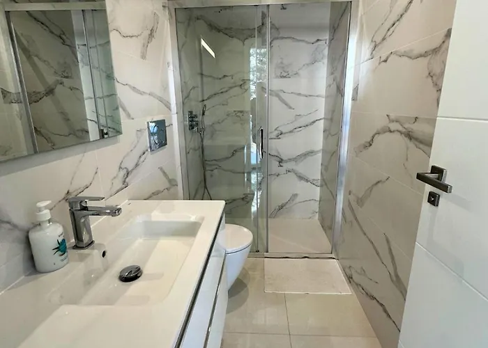 Moderno: Primera Linea En Locos Apartment Torrevieja